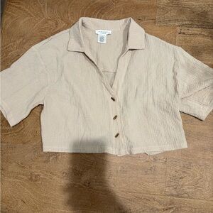KIRIOUS beige crop top